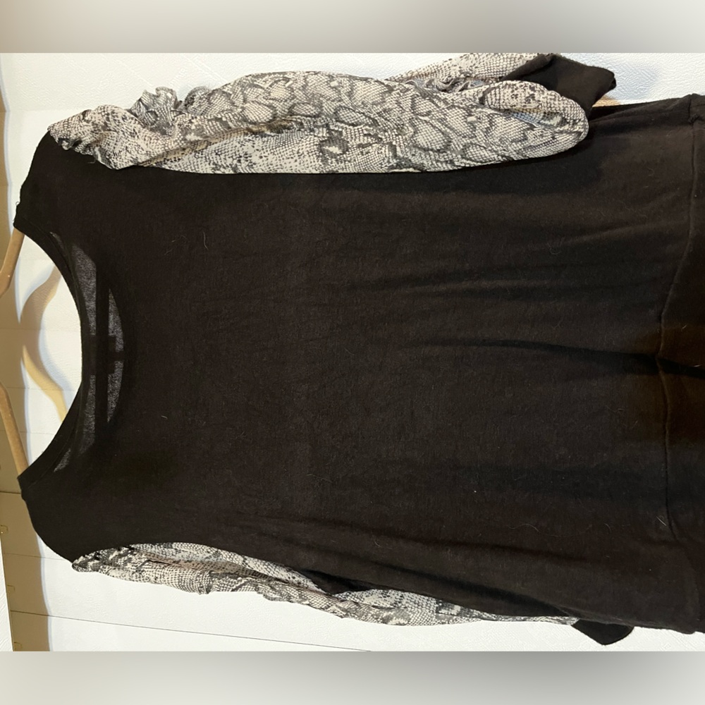 Black and Gray Women's Top